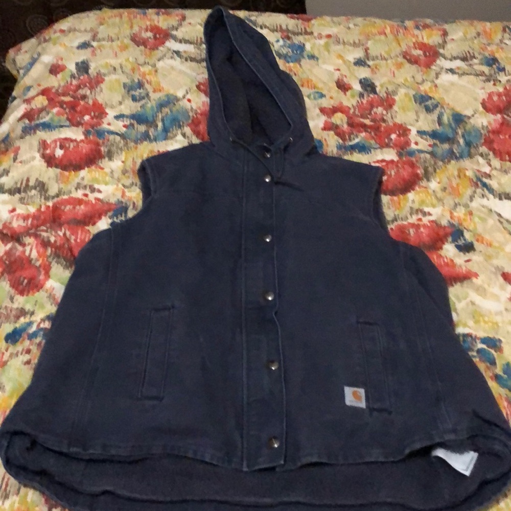 Carhartt Women’s hooded vest size XXL